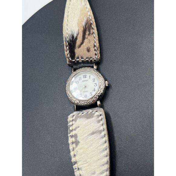 Arenix Mexico Cowhide Band Japan Movement White Face Silver Tone Detail - Picture 10 of 10